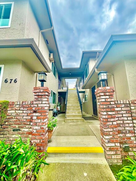 Entry Walkway - 676 Garland Ave