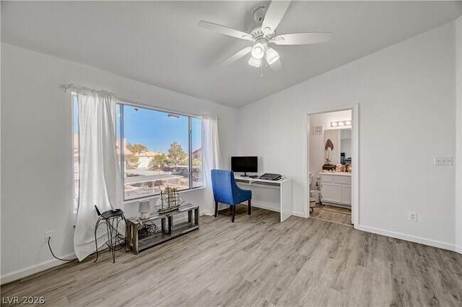Building Photo - 8450 Alta Dr
