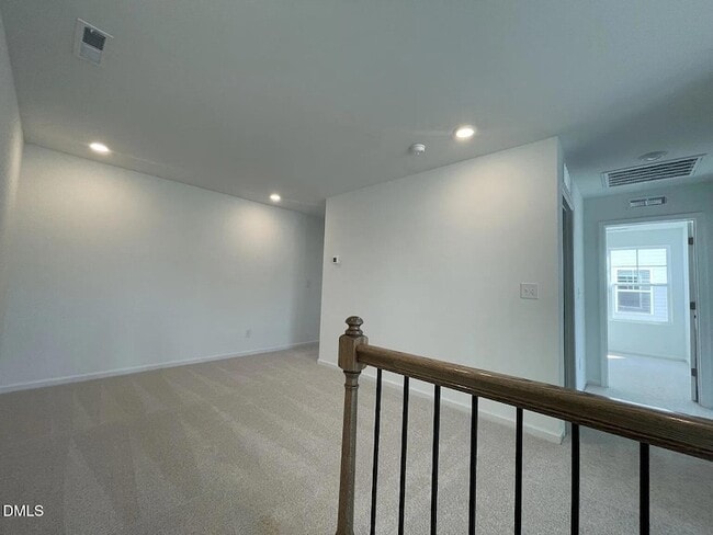 Building Photo - 160 S Finley Lndg Pkwy