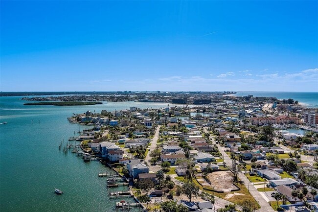 Building Photo - 13248 4th St E