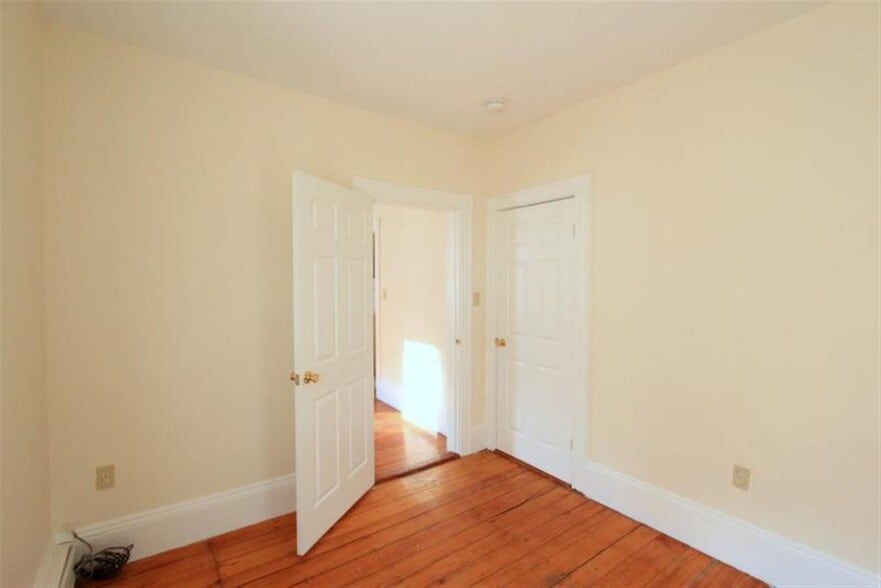 Building Photo - 10 Winter St