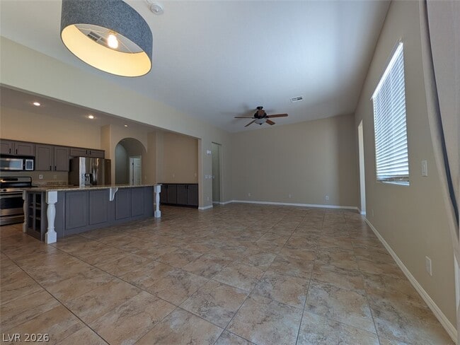 Building Photo - 1032 Via Canale Dr