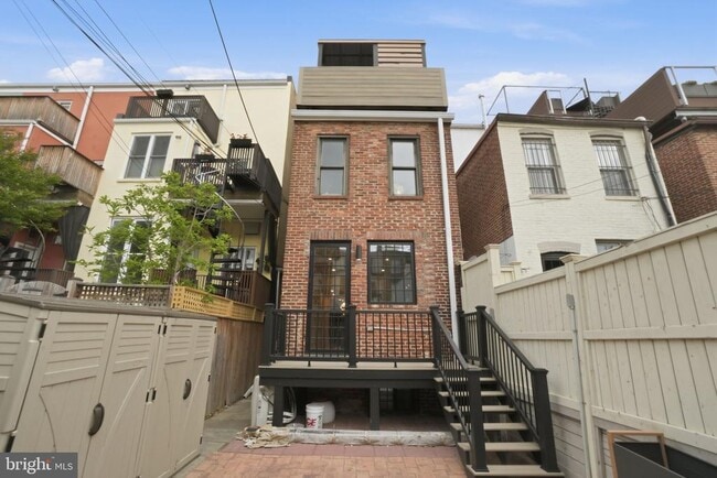 Building Photo - 1326 Corcoran St NW