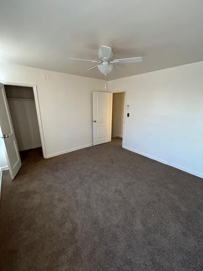 Building Photo - Renovated 2bed 2bath in Middle River