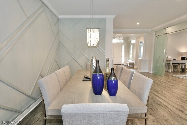 Building Photo - 8337 Promoso Ct