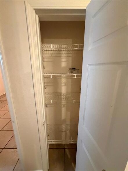 Building Photo - 3708 Shangri-La Dr