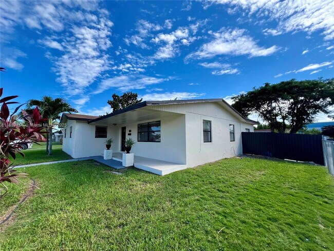 Building Photo - 11950 SW 199th St