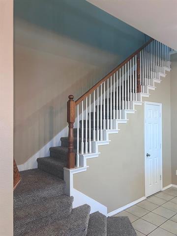 Building Photo - 11490 La Grange Dr