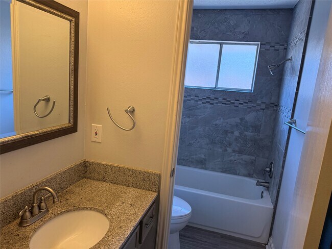 Building Photo - 13726 Rampchester Ln