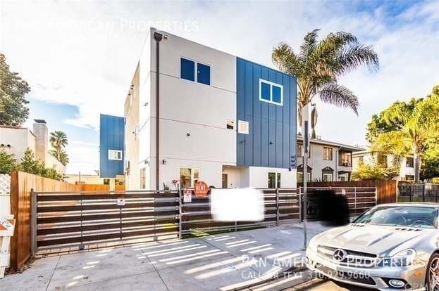 Building Photo - 1309 N Orange Dr