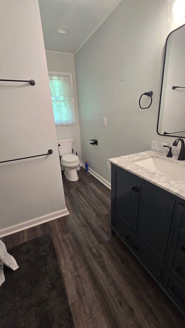 Building Photo - ***Newly Remodeled 3/2 Brick Rancher near WCU***