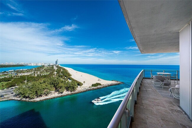 Building Photo - 10295 Collins Ave