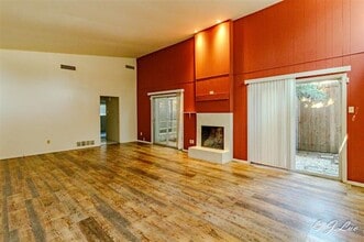 Building Photo - 7040 Briarmeadow Dr