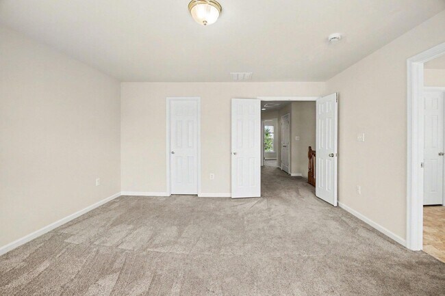 Building Photo - 1114 Ellis Ave