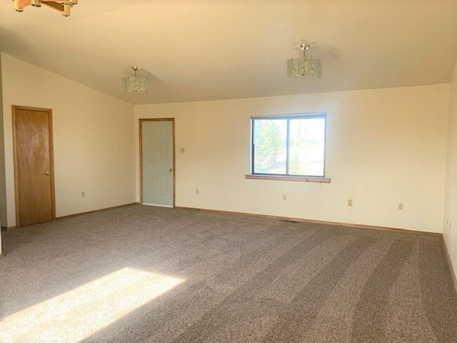Building Photo - 200 Spring Creek Pkwy