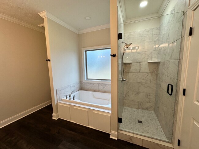 Building Photo - 3918 Old Wolf Rd