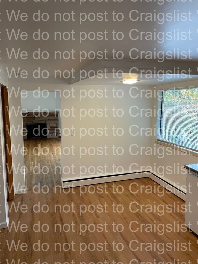 Building Photo - Olympic Hills 4bedroom / 1.5 bath home wit...