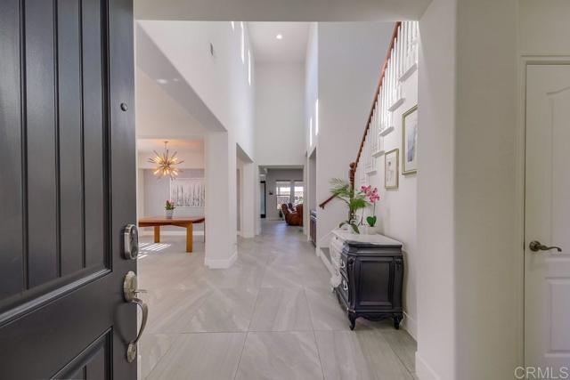 Building Photo - 262 Avenida Loretta