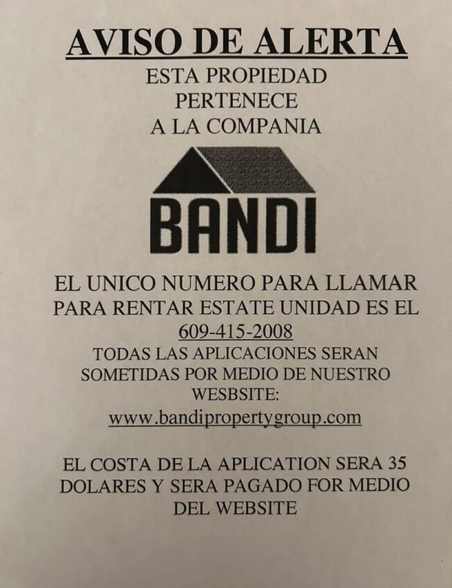 Building Photo - 1 Bedroom, 1 bathroom first floor apartmen...