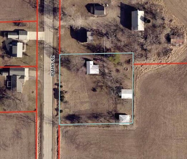 Building Photo - Updated acreage  3 bedroom, 1 bath in Waterloo