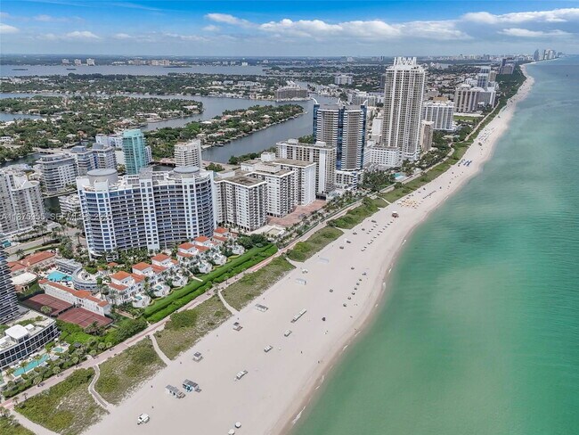 Building Photo - 5959 Collins Ave