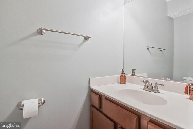 Building Photo - 4037 Broadbill Cir
