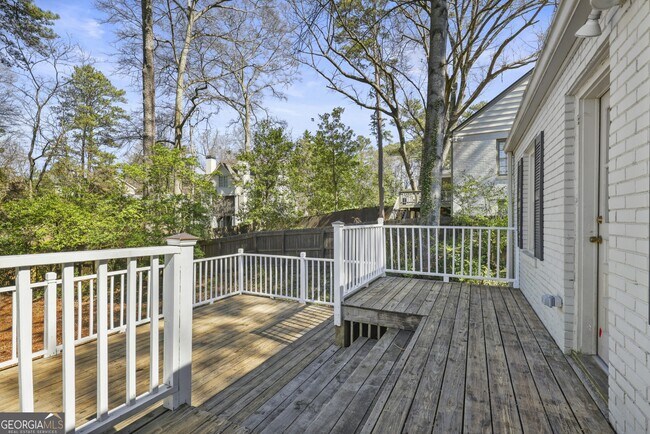 Building Photo - 849 Kipling Dr NW