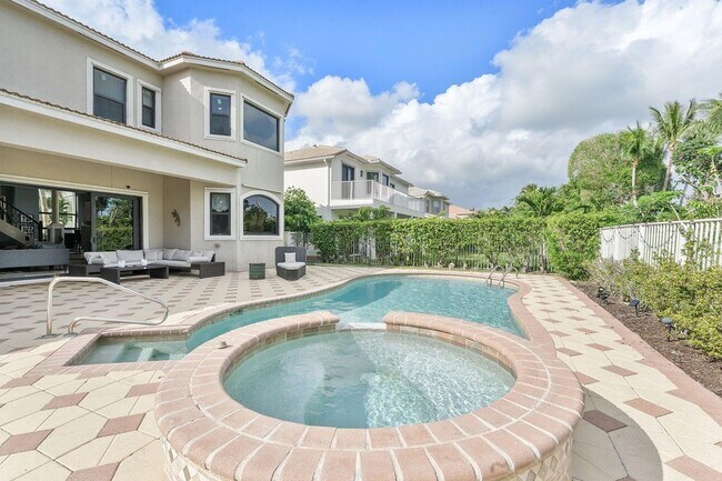 Building Photo - 9173 Delemar Ct