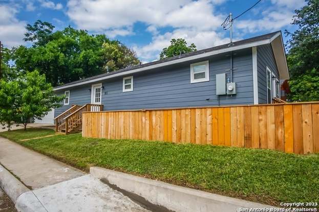 Building Photo - 303 Victor St