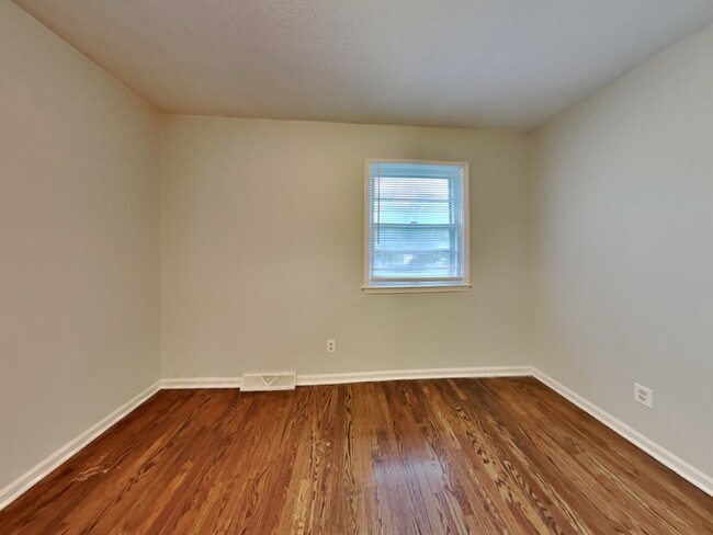 Building Photo - 12825 Crystal Ave
