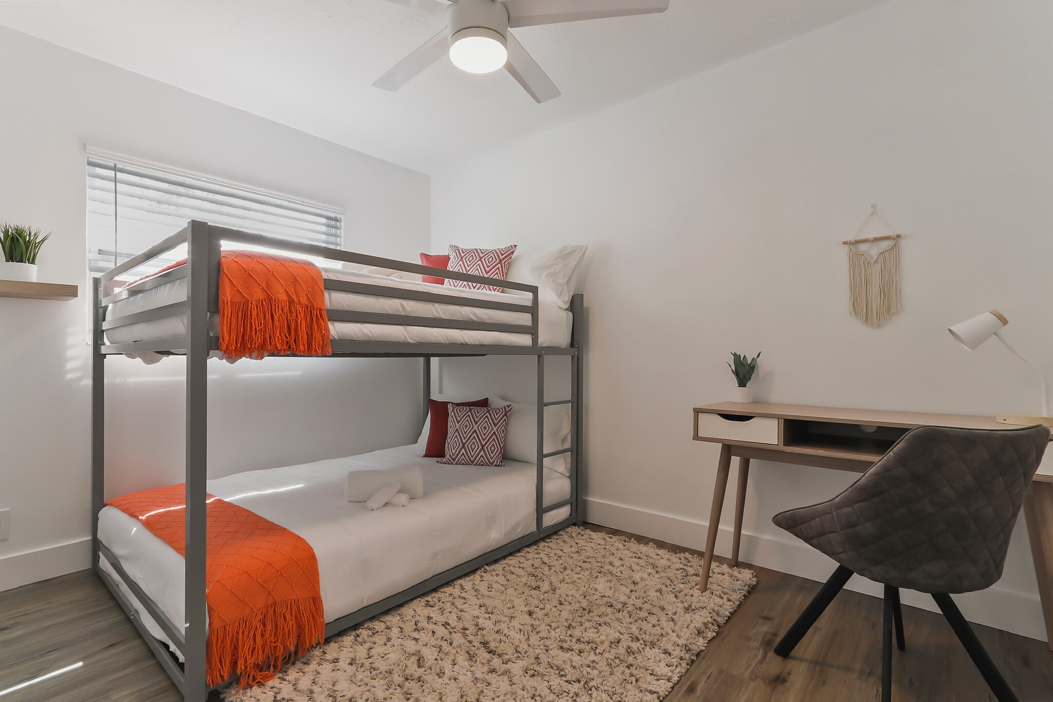 Bedroom 1 - View 1 (Furnished) - 6602 S Mascotte St