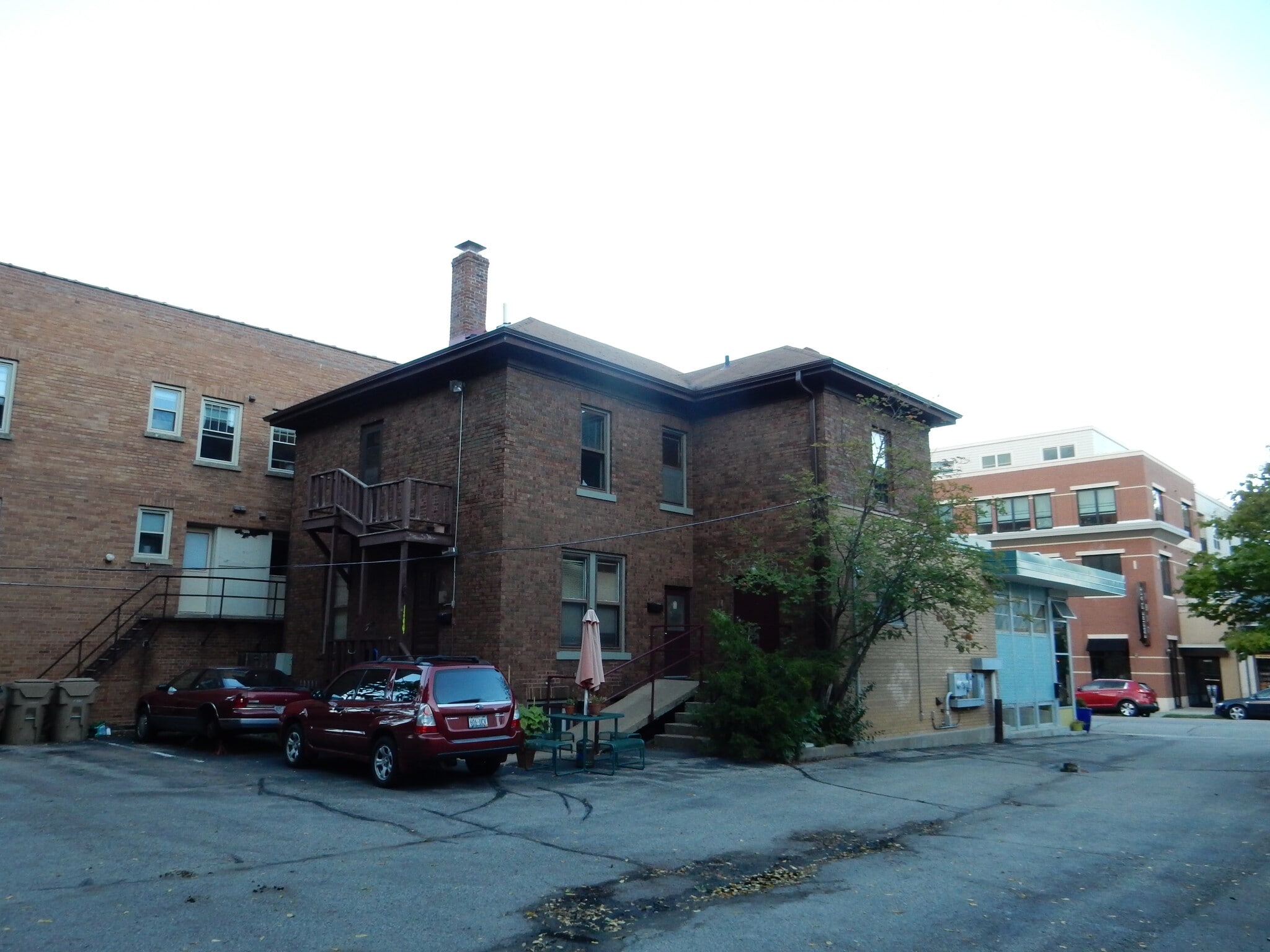 Building Photo - 1914 Monroe St