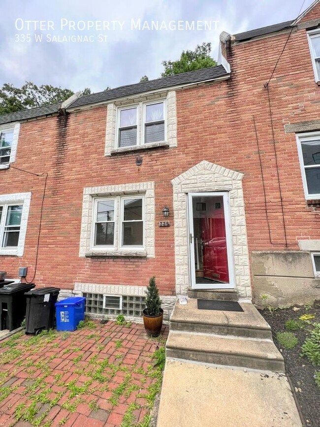 Building Photo - 335 Salaignac St