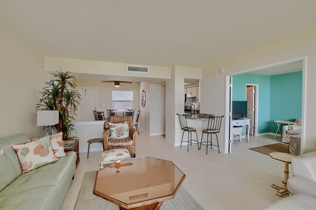 Building Photo - 333 NE 21st Ave