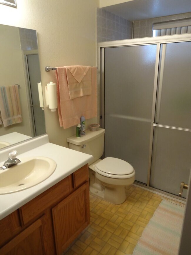 Building Photo - Winter Rental October to April 2027