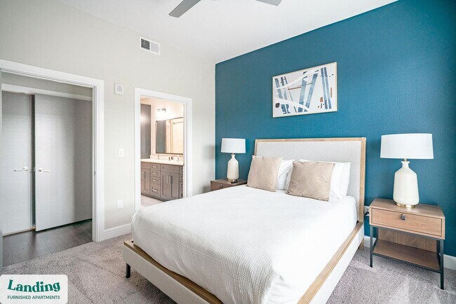 Building Photo - 1535 Canal St