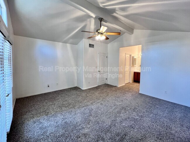 Building Photo - 2669 Alamos Ave