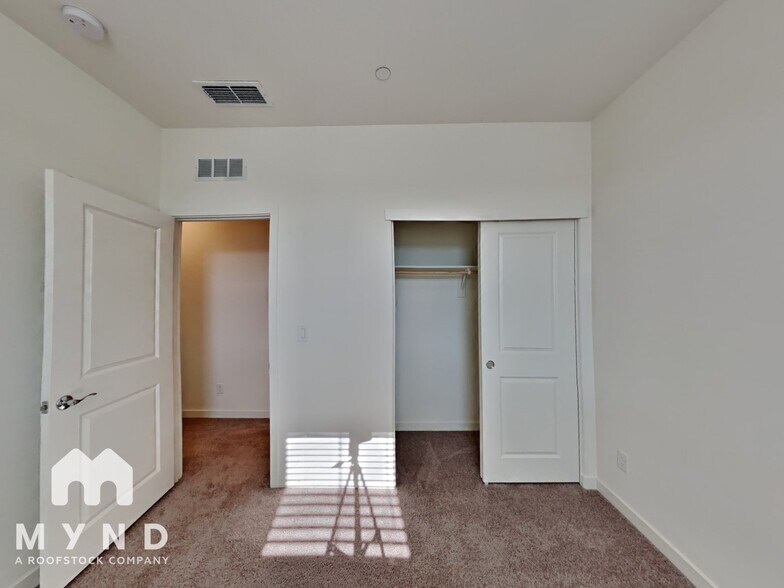 Building Photo - 2832 Mossy Creek St