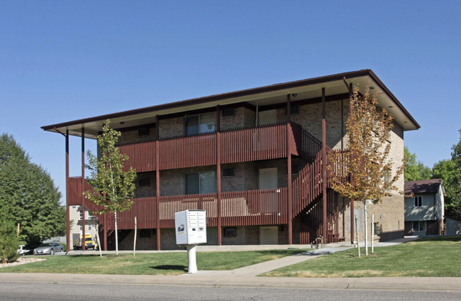 Building Photo - 591 West Prentice Avenue