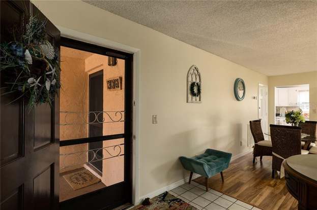 Building Photo - 206 Cedarwood Cir