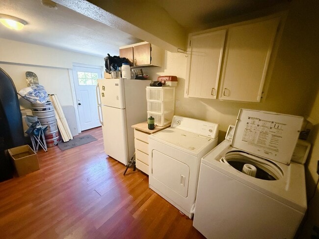 Building Photo - 1/2 OFF FIRST MONTH RENT - Available NOW