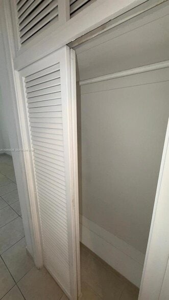 Building Photo - 2800 NE 203rd St