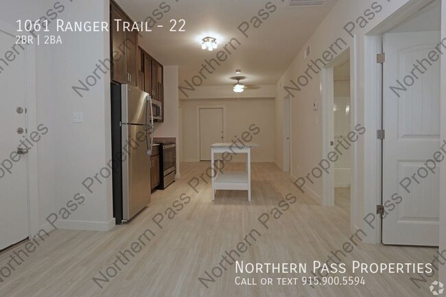 Building Photo - Modern 2 BDR Eastside Apartment! 2 Weeks F...