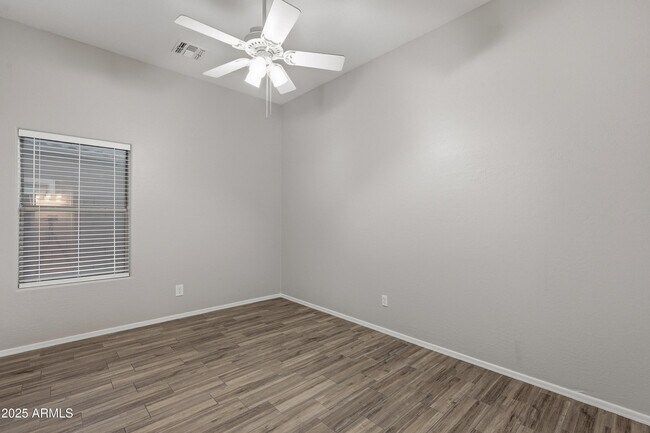 Building Photo - 2033 N 110th Ave