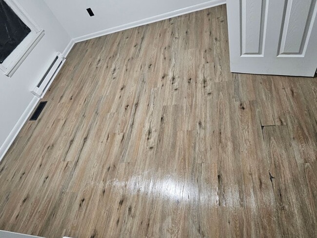 Building Photo - 850 Union St