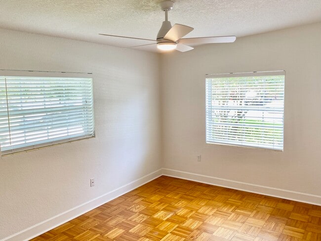 Building Photo - 1817 Loch Berry Rd