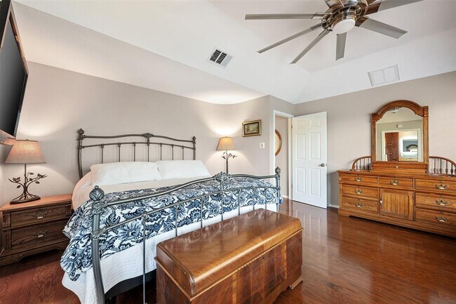 Building Photo - 7501 Vail Valley Dr