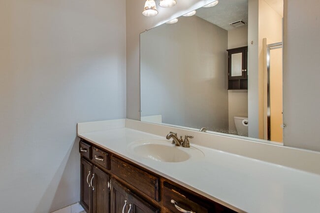 Building Photo - 3 Bed 2 Bath w/bonus room and fence for $2...