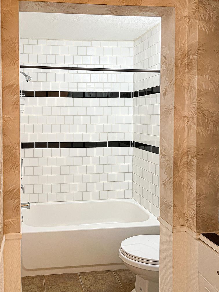 Building Photo - 11901 4th St N