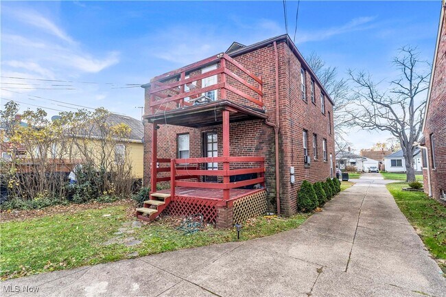 Building Photo - 6151 Wareham Dr